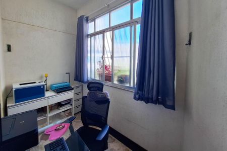 Apartamento à venda com 117m², 2 quartos e sem vagaEscritório