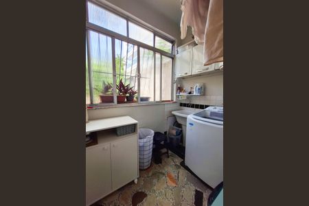 Apartamento à venda com 117m², 2 quartos e sem vagaÁrea de Serviço