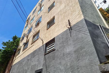 Apartamento à venda com 117m², 2 quartos e sem vagaFachada