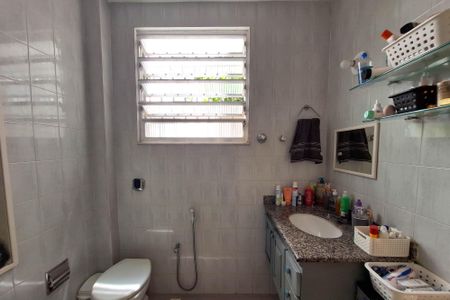 Apartamento à venda com 117m², 2 quartos e sem vagaBanheiro Social