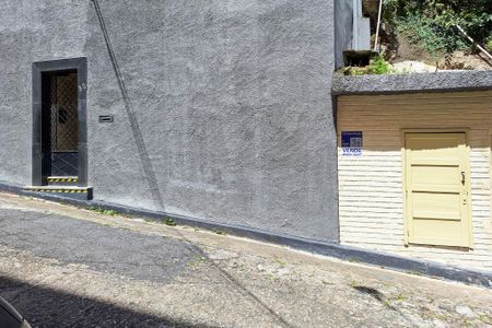 Apartamento à venda com 117m², 2 quartos e sem vagaPlaca