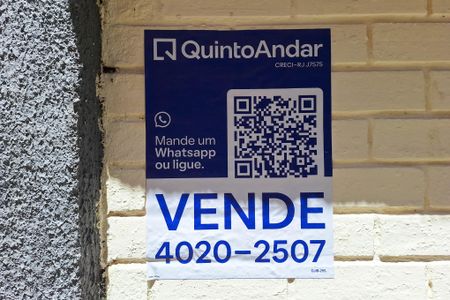 Apartamento à venda com 117m², 2 quartos e sem vagaPlaca