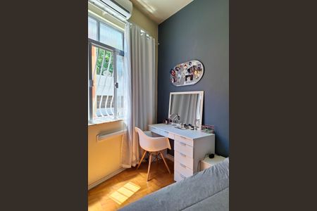 Apartamento à venda com 117m², 2 quartos e sem vagaQuarto 2