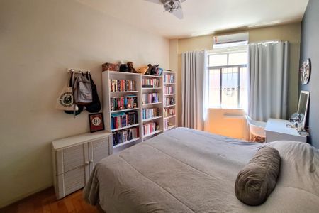 Apartamento à venda com 117m², 2 quartos e sem vagaQuarto 2