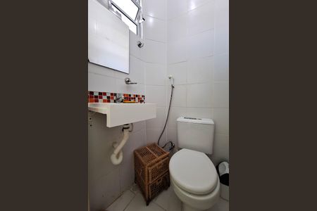 Apartamento à venda com 117m², 2 quartos e sem vagaBanheiro de serviço
