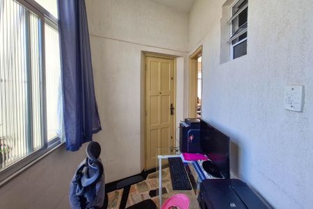 Apartamento à venda com 117m², 2 quartos e sem vagaEscritório