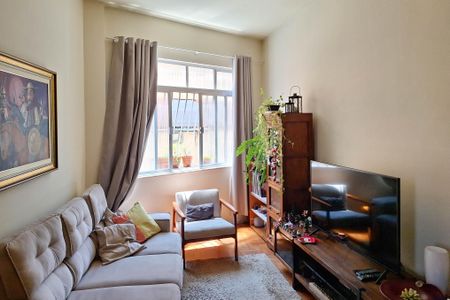 Apartamento à venda com 117m², 2 quartos e sem vagaSala