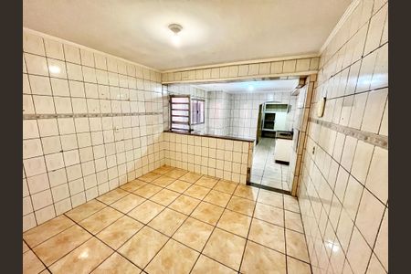 Casa à venda com 92m², 3 quartos e 2 vagasCozinha