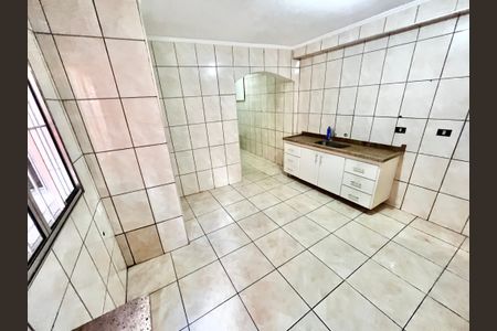 Casa à venda com 92m², 3 quartos e 2 vagasCozinha