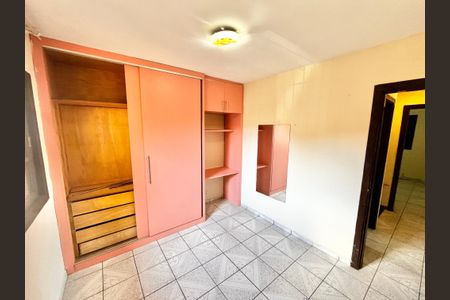 Casa à venda com 92m², 3 quartos e 2 vagasQuarto 1