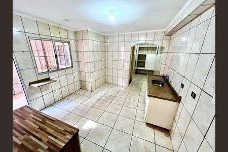 Casa à venda com 92m², 3 quartos e 2 vagasCozinha