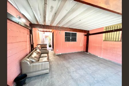Casa à venda com 92m², 3 quartos e 2 vagasGaragem