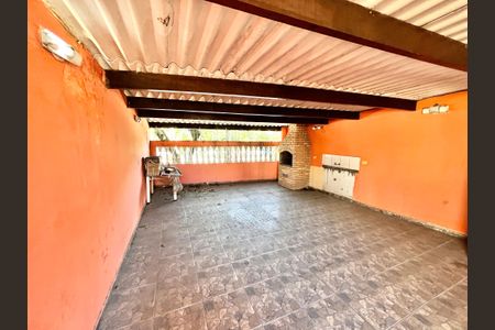 Casa à venda com 92m², 3 quartos e 2 vagasVaranda gourmet