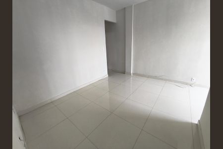 Apartamento para alugar com 65m², 2 quartos e 1 vagaSala de estar