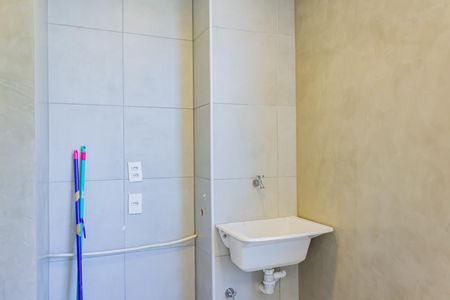 Apartamento à venda com 42m², 2 quartos e sem vaga Apartamento à venda com 42m², 2 quartos e sem vagaÁrea de Serviço