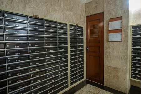 Apartamento à venda com 100m², 2 quartos e 1 vagaÁrea comum - Caixas de correspondências