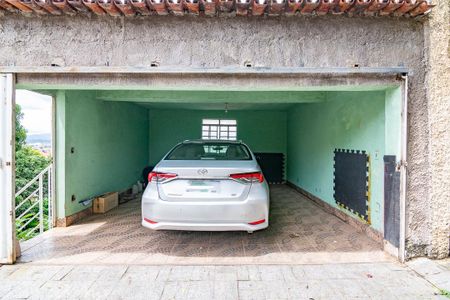 Casa à venda com 177m², 3 quartos e 2 vagasGaragem
