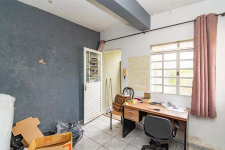 Casa à venda com 177m², 3 quartos e 2 vagasEdicola