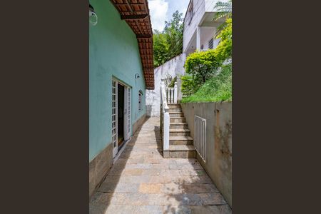 Casa à venda com 177m², 3 quartos e 2 vagasEntrada