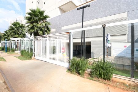 Apartamento para alugar com 62m², 2 quartos e 1 vagaFachada