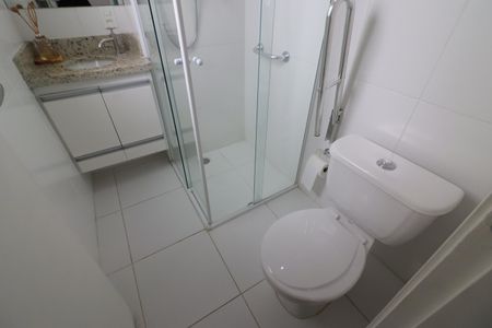 Apartamento à venda com 57m², 2 quartos e 1 vagaBanheiro da Suíte 1