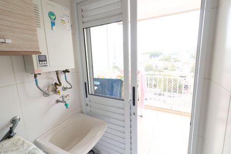 Apartamento à venda com 57m², 2 quartos e 1 vagaCozinha e Área de Serviço