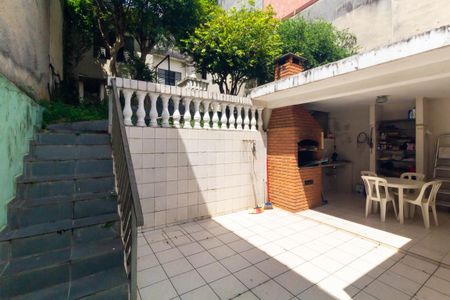 Casa à venda com 195m², 2 quartos e 5 vagasQuintal