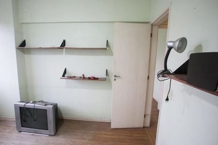 Apartamento à venda com 80m², 2 quartos e 1 vagaQuarto 2