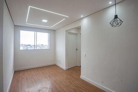 Sala de apartamento para alugar com 2 quartos, 42m² em Parque Bristol, São Bernardo do Campo
