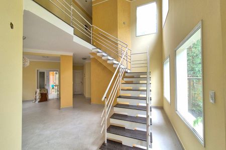 Casa de condomínio à venda com 291m², 4 quartos e 4 vagasHall de Entrada 