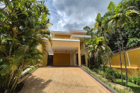 Casa de condomínio à venda com 291m², 4 quartos e 4 vagasFachada do Prédio