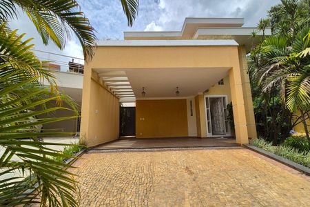 Casa de condomínio à venda com 291m², 4 quartos e 4 vagasGaragem 