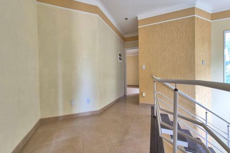 Casa de condomínio à venda com 291m², 4 quartos e 4 vagasHall dos Quartos 