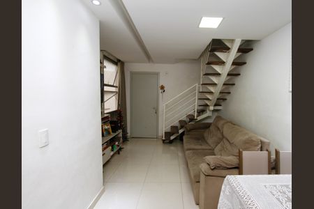 Sala de apartamento à venda com 2 quartos, 90m² em Camargos, Belo Horizonte