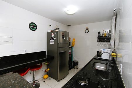 Apartamento à venda com 90m², 2 quartos e 1 vagaCozinha