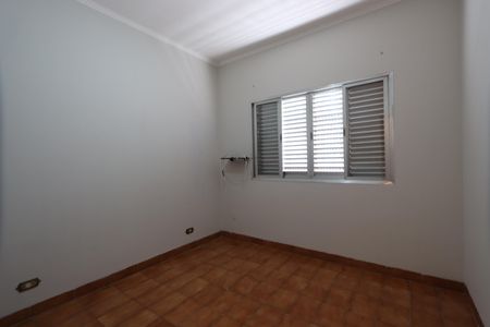 Quarto 1 de casa para alugar com 2 quartos, 35m² em Parque São Lucas, São Paulo