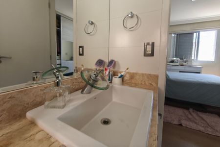 Apartamento à venda com 87m², 3 quartos e 2 vagasBanheiro Suíte