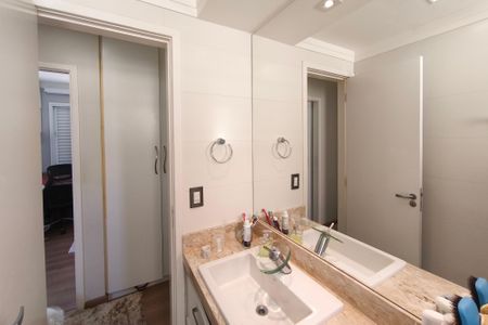 Apartamento à venda com 87m², 3 quartos e 2 vagasBanheiro Social