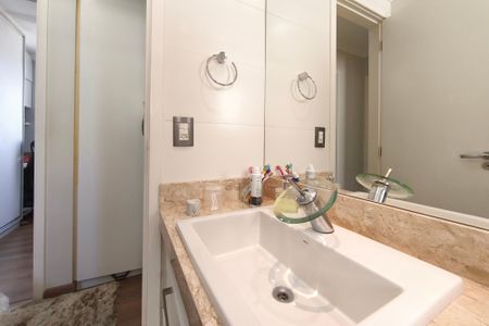 Apartamento à venda com 87m², 3 quartos e 2 vagasBanheiro Social