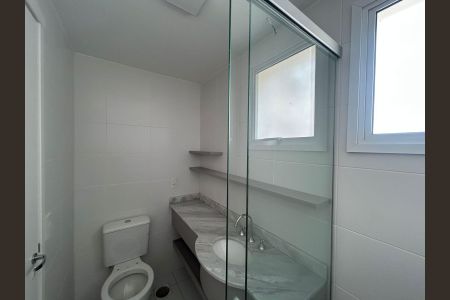 Apartamento à venda com 76m², 3 quartos e 1 vagaBanheiro da Suíte