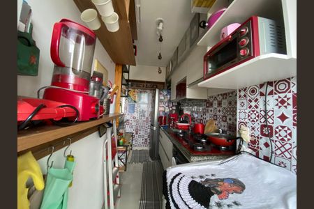 Apartamento para alugar com 46m², 2 quartos e 1 vaga Apartamento para alugar com 46m², 2 quartos e 1 vagaCozinha e Área de Serviço