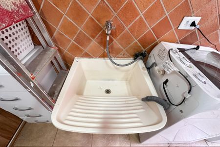 Casa à venda com 100m², 2 quartos e 1 vagaÁrea de Serviço