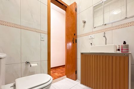 Casa à venda com 100m², 2 quartos e 1 vagaBanheiro Social