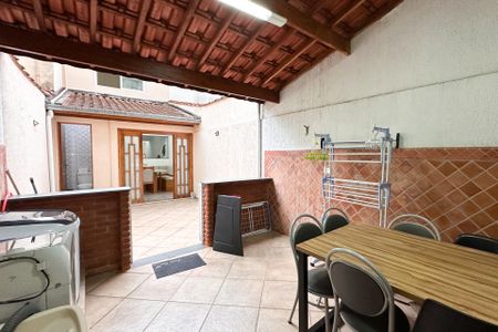 Casa à venda com 100m², 2 quartos e 1 vagaÁrea de Serviço