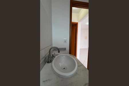 Apartamento para alugar com 56m², 2 quartos e 1 vaga Apartamento para alugar com 56m², 2 quartos e 1 vagaBanheiro