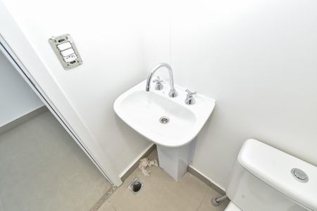 Apartamento à venda com 132m², 3 quartos e 2 vagas Apartamento à venda com 132m², 3 quartos e 2 vagasBanheiro de serviço