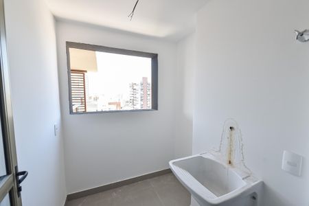 Apartamento à venda com 132m², 3 quartos e 2 vagas Apartamento à venda com 132m², 3 quartos e 2 vagasÁrea de serviço