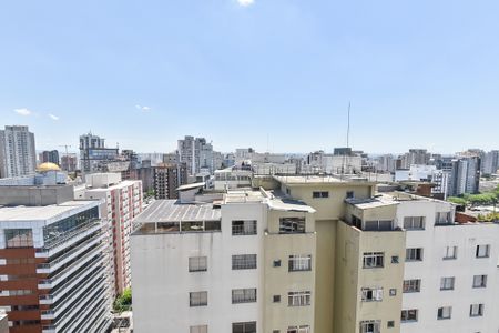 Apartamento à venda com 132m², 3 quartos e 2 vagas Apartamento à venda com 132m², 3 quartos e 2 vagasVista da suíte 2