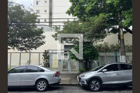Apartamento para alugar com 50m², 2 quartos e 1 vagaFachada e portaria