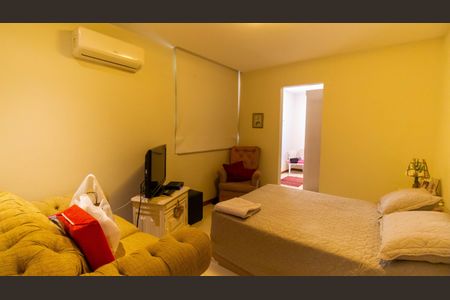 Casa de condomínio à venda com 500m², 4 quartos e 3 vagas